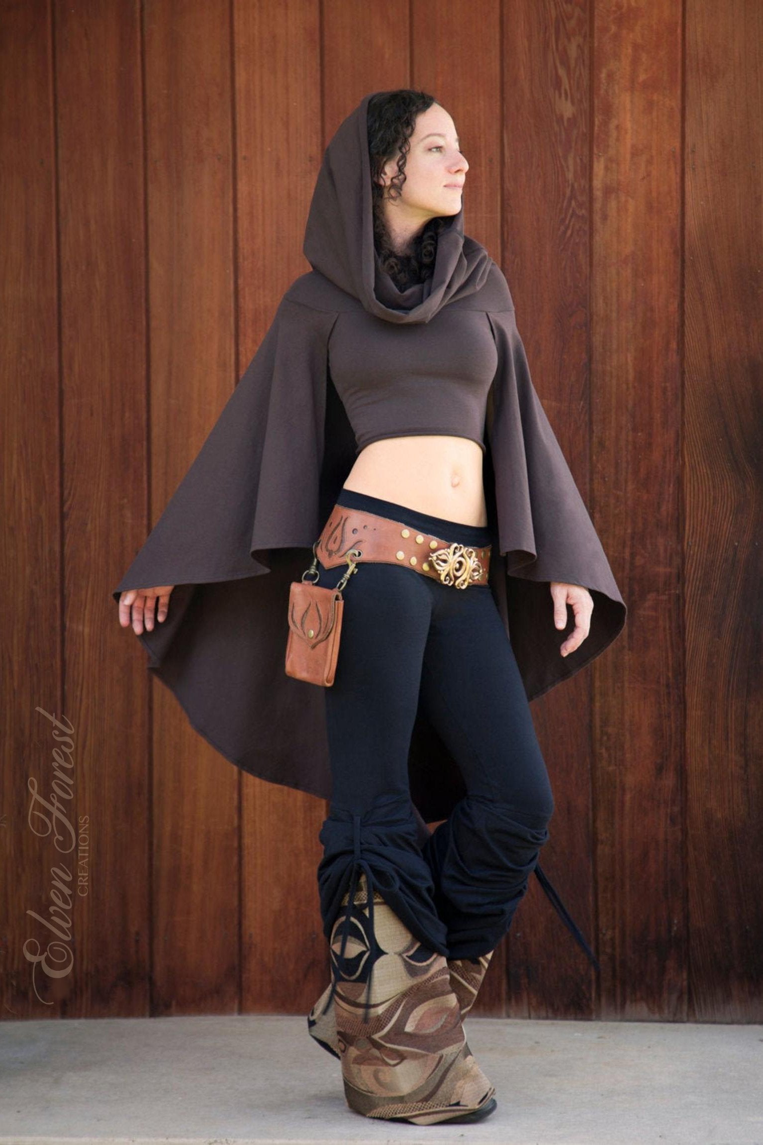 【IONSEOUL】Rage Crop Hood 4JH559 crop-top-hoodie-with-cape-