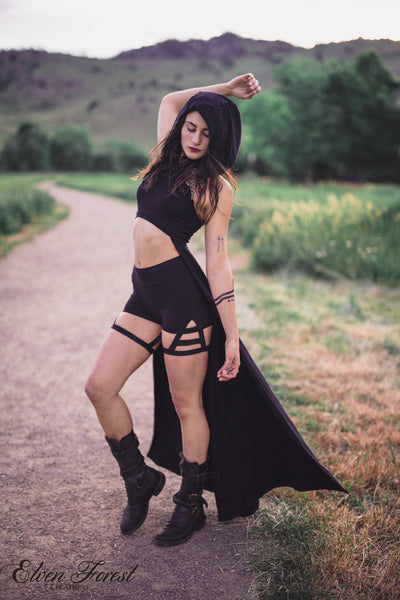 triangle-garter-shorts-yoga-